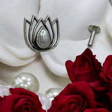 Load image into Gallery viewer, Lotus Stone Screw sterling Silver 92.5 nosepin 11x11mm