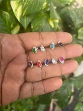 Load image into Gallery viewer, Stone screw nosepin