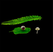 Load image into Gallery viewer, Flower Sterling silver 92.5 ballend straight nosepin for Pierced Nose