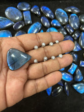 Load image into Gallery viewer, 5mm Screw sterling Silver 92.5 nosepin