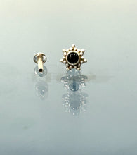Load image into Gallery viewer, Flower 7mm Stone Screw sterling Silver nosepin