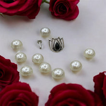 Load image into Gallery viewer, Lotus nosestud