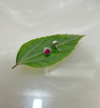 Load image into Gallery viewer, Round Sterling silver 92.5 ballend straight nosepin for Pierced Nose