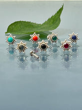 Load image into Gallery viewer, Flower 7mm Stone Screw sterling Silver nosepin