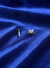 Load image into Gallery viewer, Embossed Screw 5mm sterling Silver nosepin