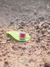 Load image into Gallery viewer, Ruby pink nosepin