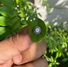 Load image into Gallery viewer, Round 8 mm Zircon Screw sterling Silver nosepin