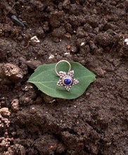 Load image into Gallery viewer, Blue nosepin