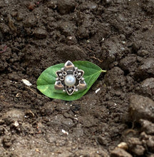 Load image into Gallery viewer, Nurjahan Handmade 12mm Screw sterling Silver nosepin