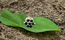 Load image into Gallery viewer, Flower Zircon Screw sterling Silver nosepin