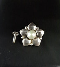 Load image into Gallery viewer, Handmade Princess 12mm Screw sterling Silver nosepin