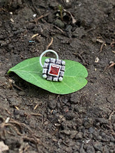 Load image into Gallery viewer, Handmade Square 10 mm sterling silver wire nosepin