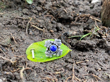 Load image into Gallery viewer, Handmade Screw sterling Silver nosepin