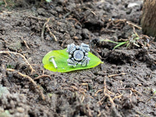 Load image into Gallery viewer, Handmade Screw sterling Silver nosepin