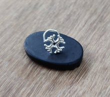 Load image into Gallery viewer, Sterling silver 92.5 wire nosepin ANARO FASHIONS
