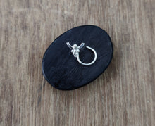 Load image into Gallery viewer, Sterling silver 92.5 wire nosepin ANARO FASHIONS