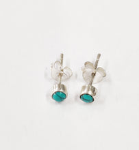 Load image into Gallery viewer, Semiprecious stones Sterling Silver 92.5 Studs for upper piercing / helix piercing ANARO FASHIONS