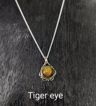 Load image into Gallery viewer, Flower stone Sterling silver 92.5 Pendant ANARO FASHIONS
