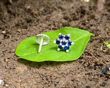 Load image into Gallery viewer, Flower Zircon Screw sterling Silver nosepin