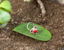 Load image into Gallery viewer, Handmade Triangle sterling silver 92.5 Wire Nosepin