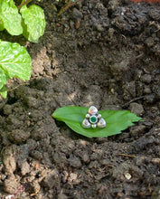 Load image into Gallery viewer, Reva sterling Silver screw 92.5 nosepin