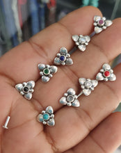 Load image into Gallery viewer, Reva sterling Silver screw 92.5 nosepin