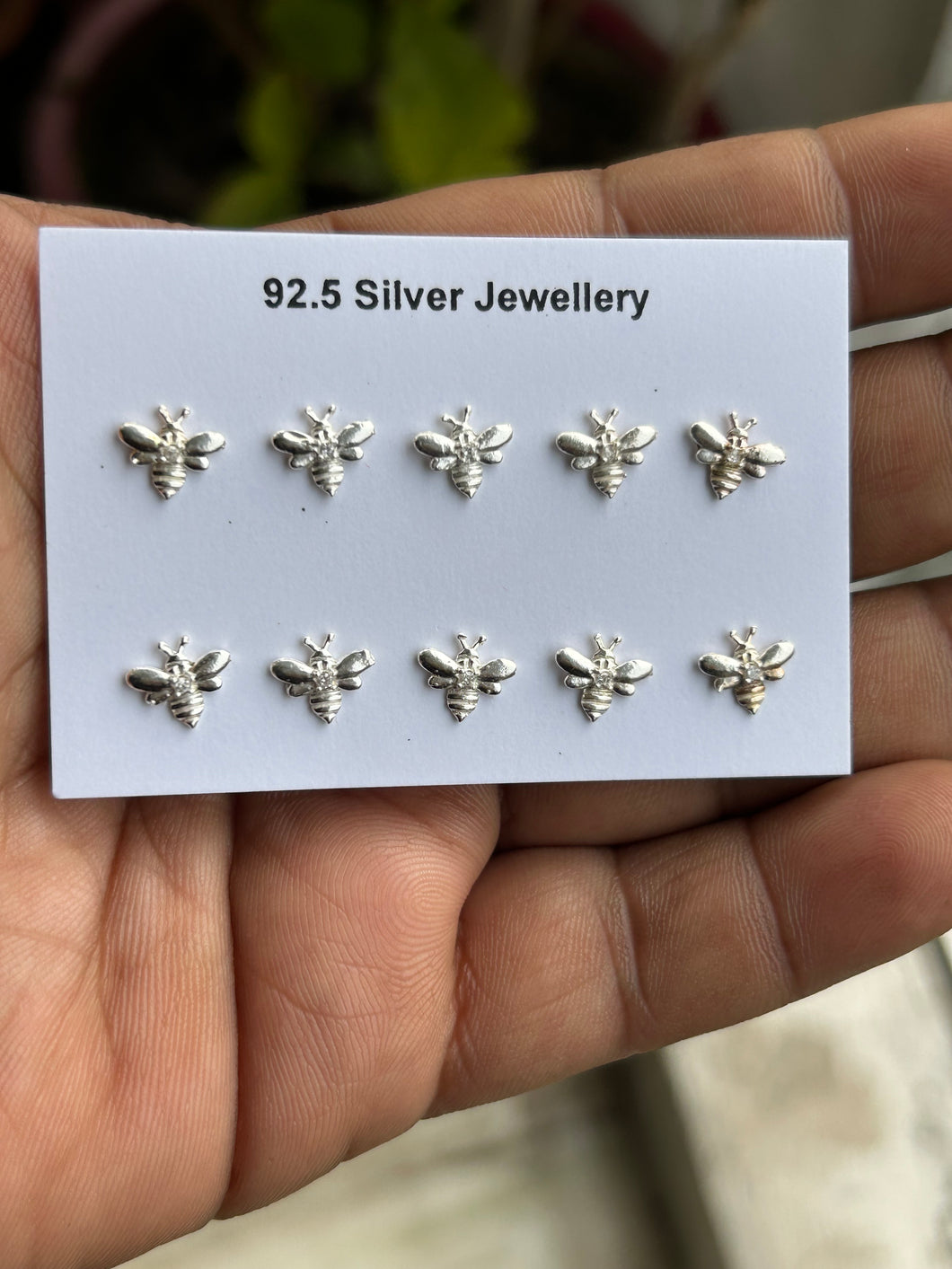 Honey bee Screw sterling Silver nosepin