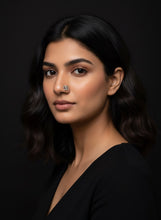 Load image into Gallery viewer, Butter Fly Screw sterling Silver nosepin
