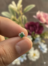 Load image into Gallery viewer, Sana 6mm. Stone Screw sterling Silver nosepin
