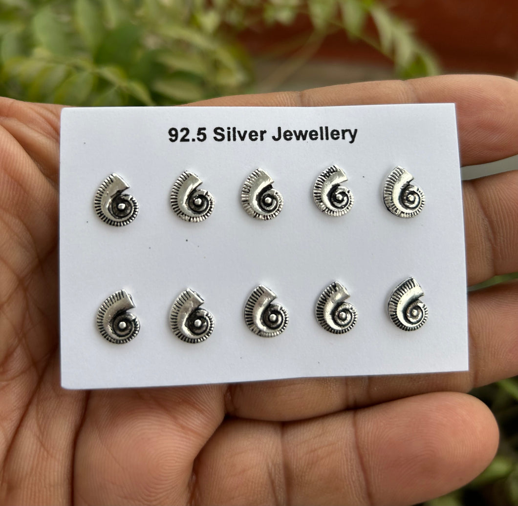 Shell 9x7mm Screw sterling Silver nosepin