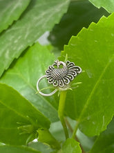 Load image into Gallery viewer, Peacock  (11.5 x 9)mm sterling silver 92.5 wire nosepin
