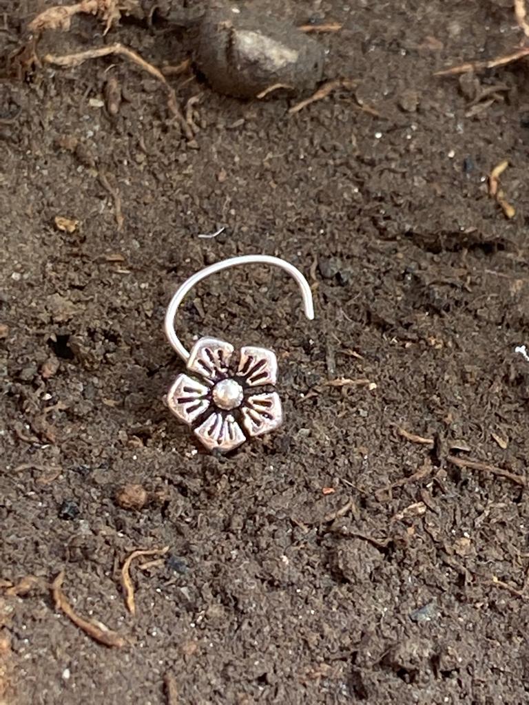 Flower Wire sterling silver 92.5 wire nosepin