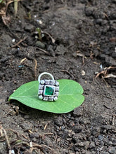 Load image into Gallery viewer, Handmade Square 10 mm sterling silver wire nosepin
