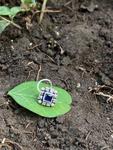 Load image into Gallery viewer, Handmade Square 10 mm sterling silver wire nosepin
