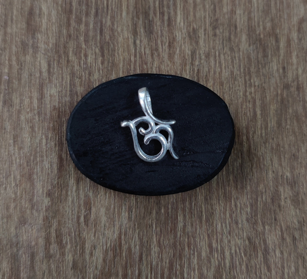Om Pendant Small Sterling silver 92.5 . ANARO FASHIONS