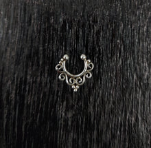 Load image into Gallery viewer, Without Pierced Septum ring sterling Silver 92.5 ANARO FASHIONS
