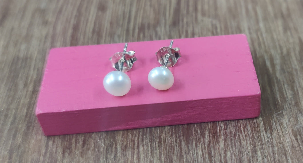 4mm Fresh Water Pearl Sterling Silver 92.5 Studs ANARO FASHIONS