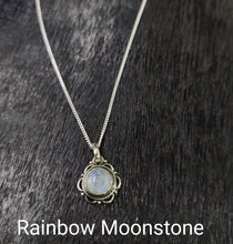 Load image into Gallery viewer, Flower stone Sterling silver 92.5 Pendant ANARO FASHIONS
