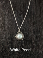 Load image into Gallery viewer, Flower stone Sterling silver 92.5 Pendant ANARO FASHIONS
