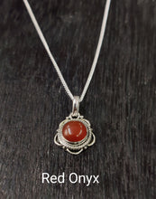 Load image into Gallery viewer, Flower stone Sterling silver 92.5 Pendant ANARO FASHIONS
