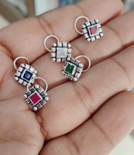 Load image into Gallery viewer, Handmade Square 10 mm sterling silver wire nosepin
