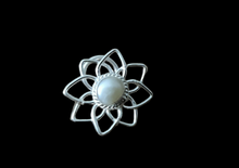 Load image into Gallery viewer, Flower Sterling Silver Wire92.5  Nosepin ANARO FASHIONS
