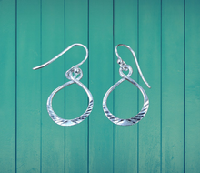 Load image into Gallery viewer, Elegant Sterling Silver 92.5 Earing ANARO FASHIONS
