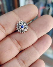 Load image into Gallery viewer, Handmade Daisy 12mm Screw sterling Silver nosepin
